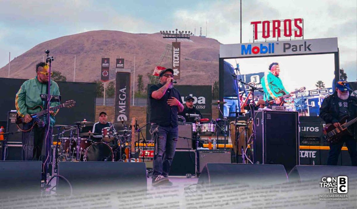 Toros de Tijuana abre temporada en casa con ceremonia inaugural y espectáculo musical