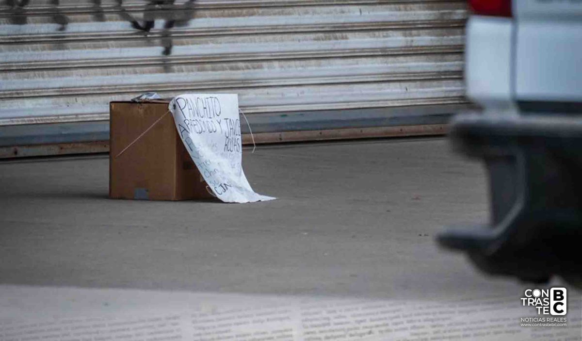 Dejan restos humanos y amenazas contra cantantes de narcocorridos en Tijuana