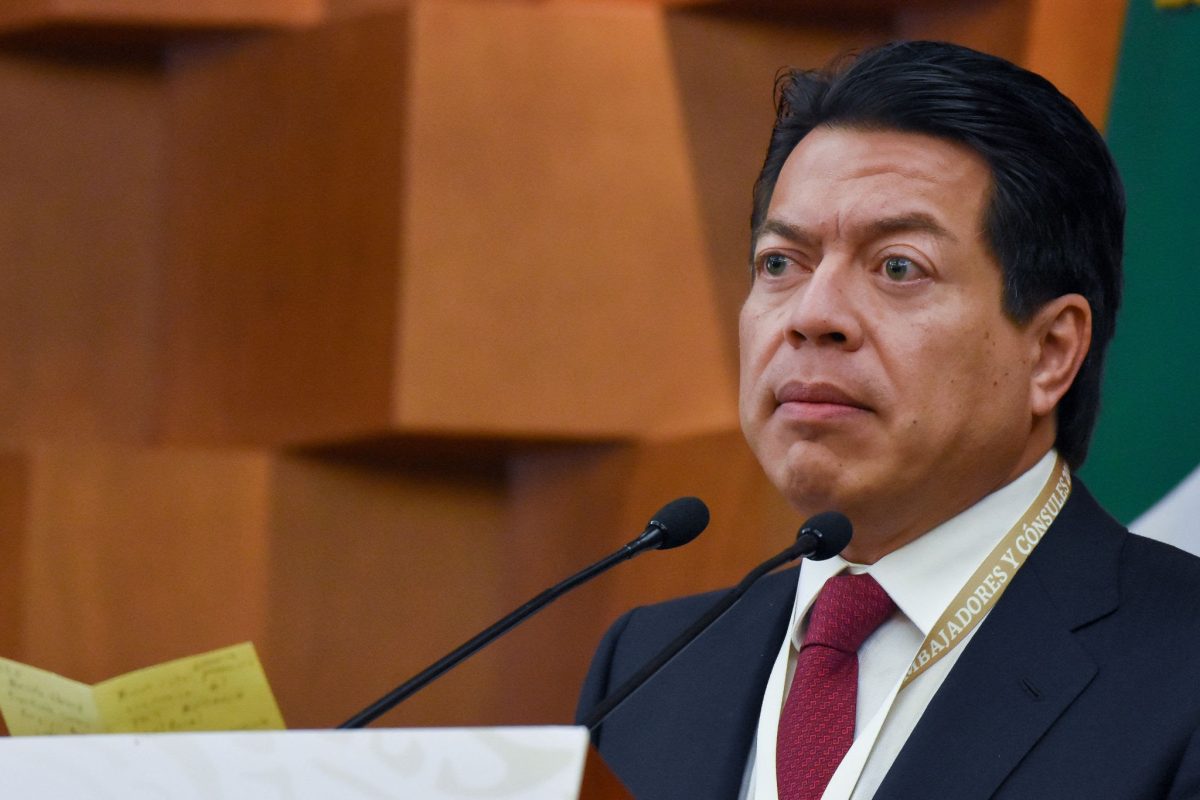 Delgado pide a CNTE regresar a clases tras polémica por adelanto de vacaciones