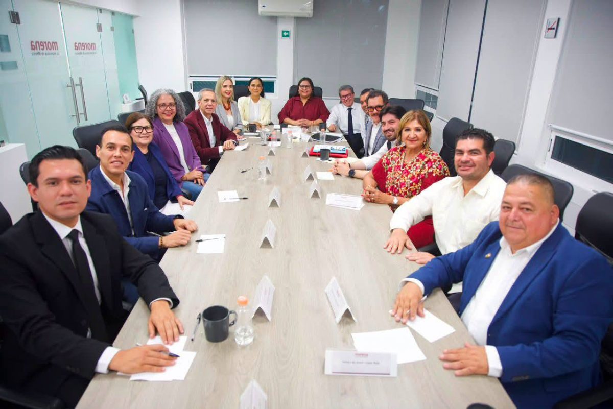 Morena también reúne a sus aspirantes en Sinaloa