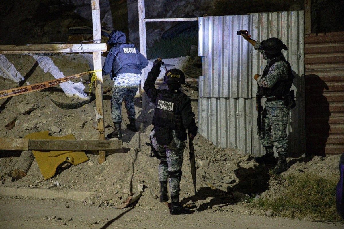 Pareja es asesinada a balazos en Tijuana; tres menores escapan ilesos del ataque