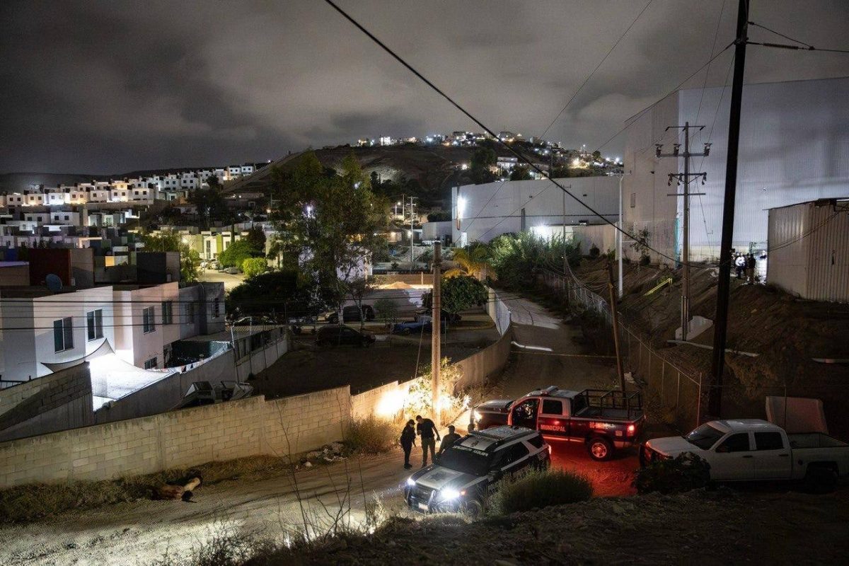 Hallan a dos hombres sin vida en La Cuestesita de Tijuana
